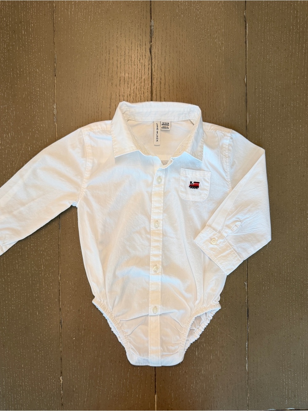 Janie and Jack Baby Boys’ Embroidered Train Button Down Onesie • Size 12-18M
